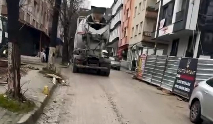 İstanbul - Avcılar’da mikserden yola beton döken inşaat firmasına 50 bin TL ceza