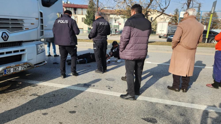 Tamir ettirdiği TIR'ı tekrar arızalanınca tamirciyi tabancayla yaraladı