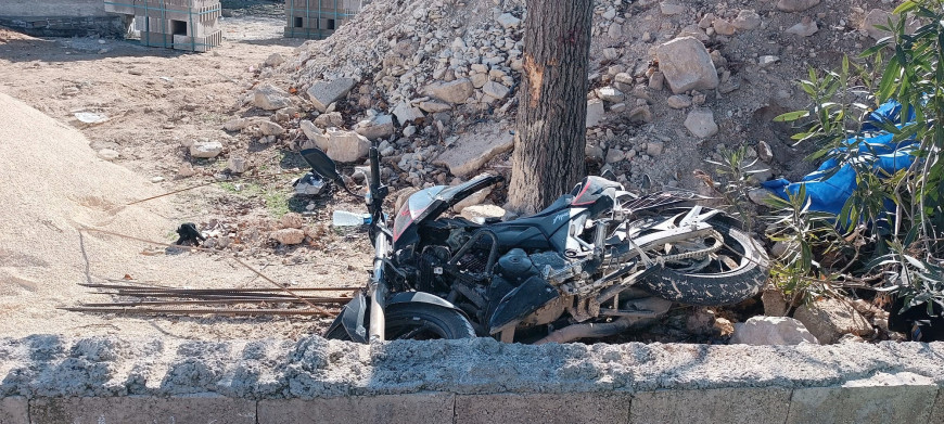 Gaziantep’te ağaca çarpan motosikletteki 2 kişi öldü