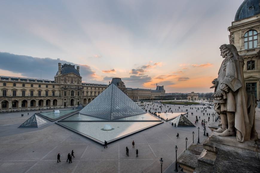 Louvre Müzesi yenilenme sürecine girecek