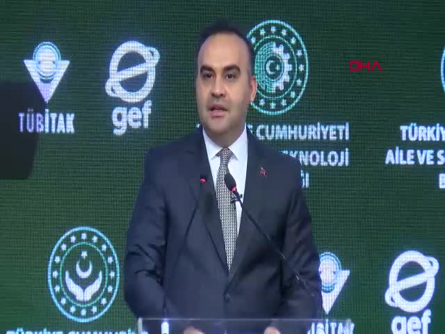 ANKARA-Bakan Kacır: Yeşil teknolojilere yönelik talep, 2035'e kadar 2 trilyon dolarlık ekonomi oluşturacak (HABER METNİ EKLENDİ)