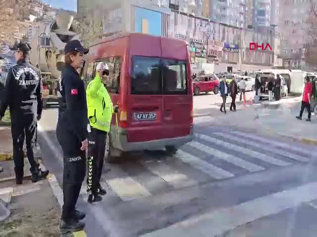 MARDİN’de, yaya geçitlerinde polis ve zabıta ekipleri görevlendirildi