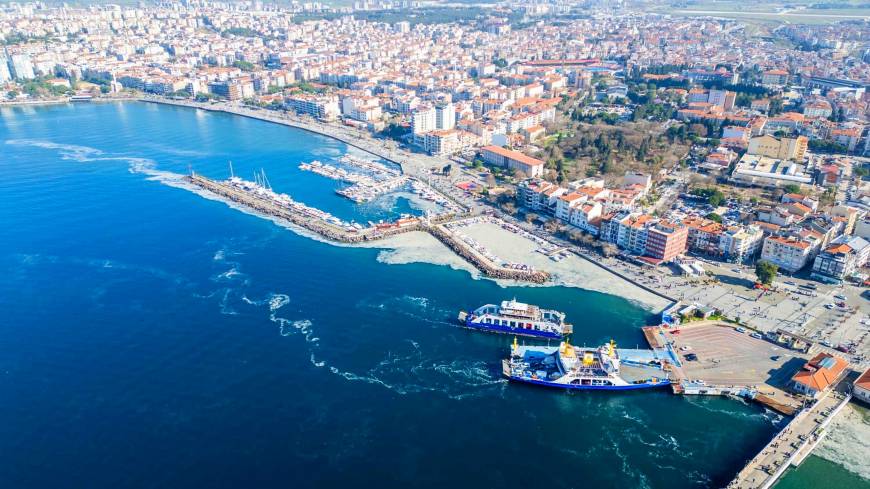 Çanakkale Boğazı’ndaki müsilaj havadan görüntülendi