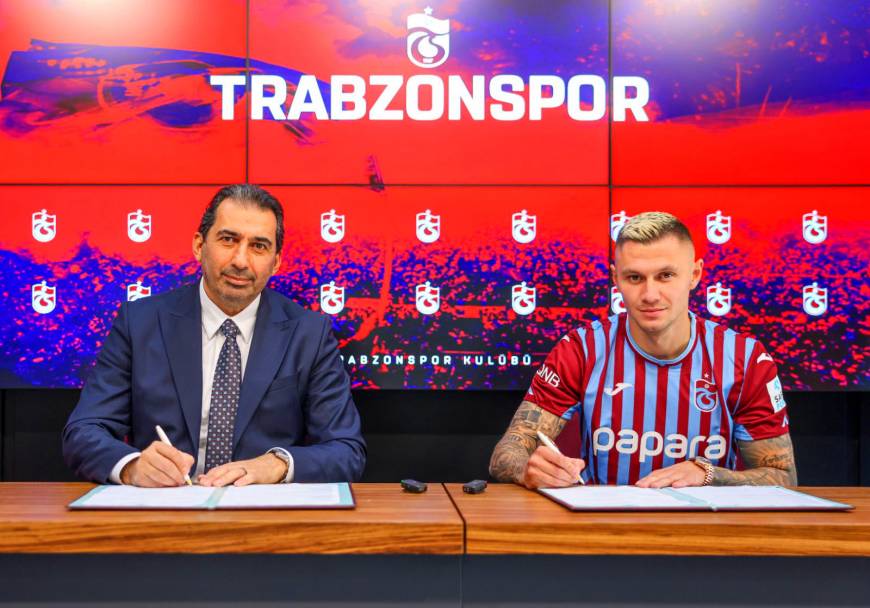 Trabzonspor'da Oleksandr Zubkov için imza töreni düzenlendi