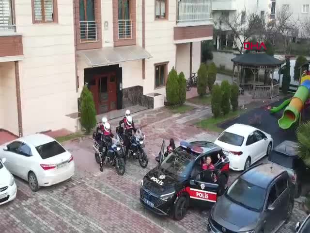 SAMSUN - Polisten şehit kızı Eylül’e sürpriz; kortej eşliğinde okuluna bıraktılar