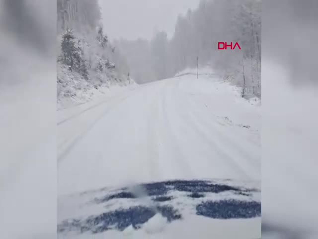 BURSA- İnegöl-Domaniç yolunda yoğun kar yağışı